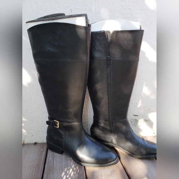 Boots - Picture 5 of 6